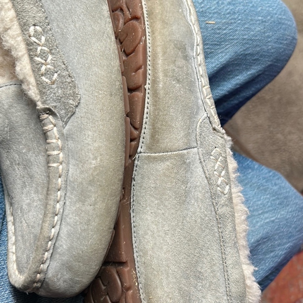 Ugg Slippers Women Size 9 Gray, Sherpa Lined, Hard Bottom Soles